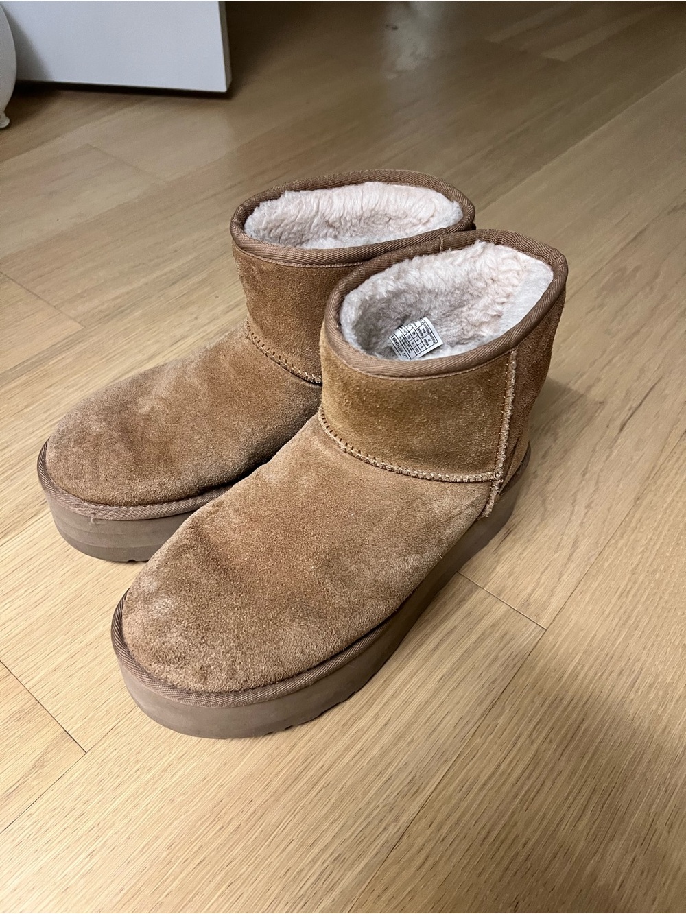 UGG Chestnut Brown Suede Short Shearling Boots